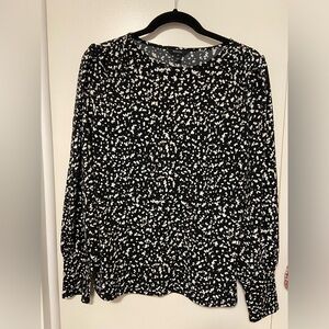 RW&CO. Long Sleeve Top - Excellent condition!